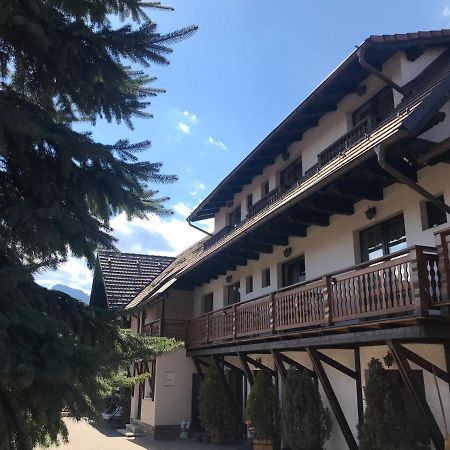 Pensiunea Haiduc Sacele Brasov Exterior foto